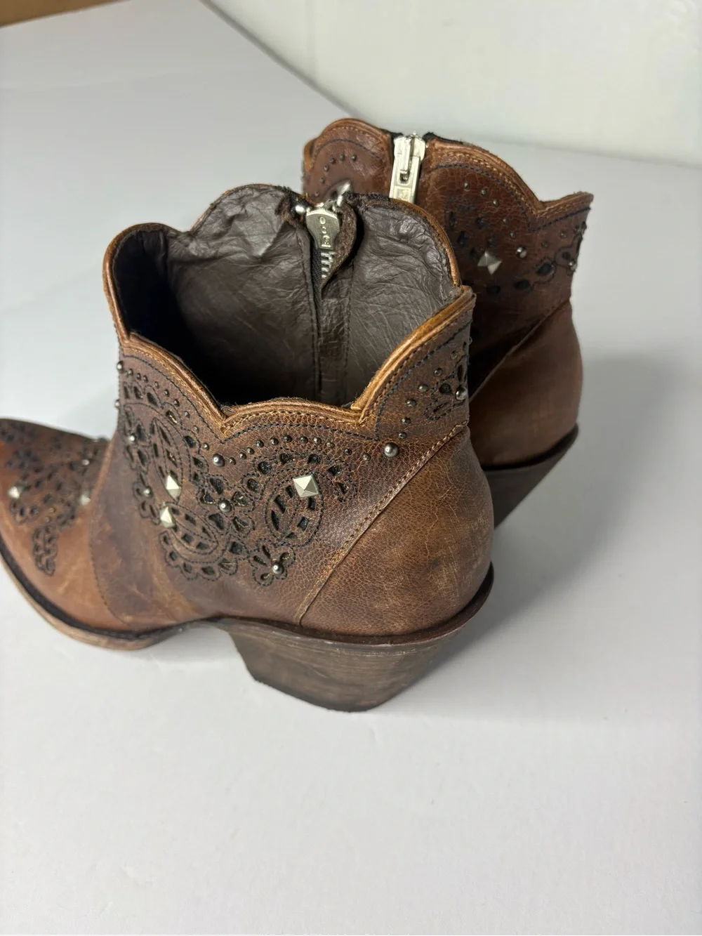 Old Gringo Brown Studded Molly ankle boots size 8